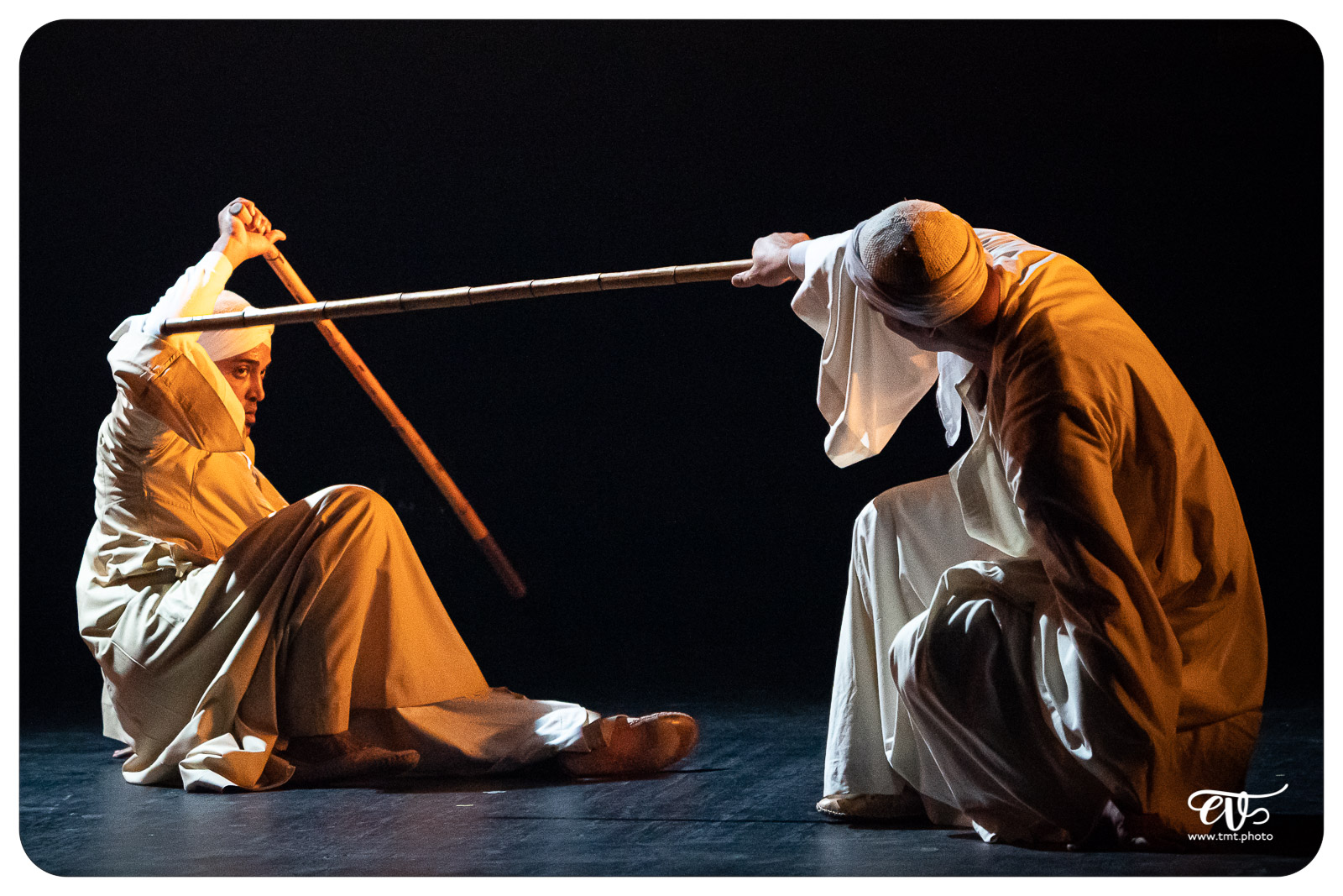 DANS LE CERCLE DES HOMMES DU NIL - CENTRE MEDHAT FAWZY DE MALLAW